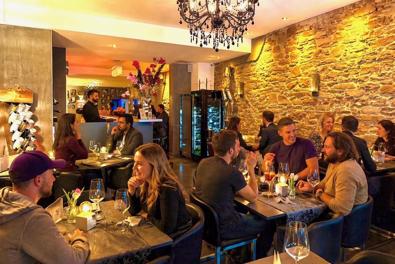 B17 Weinbar Karlsruhe — Atmosphäre